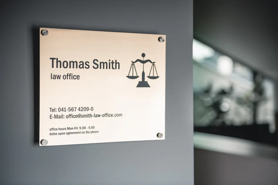 laser-engraving-signs-for-offices.webp