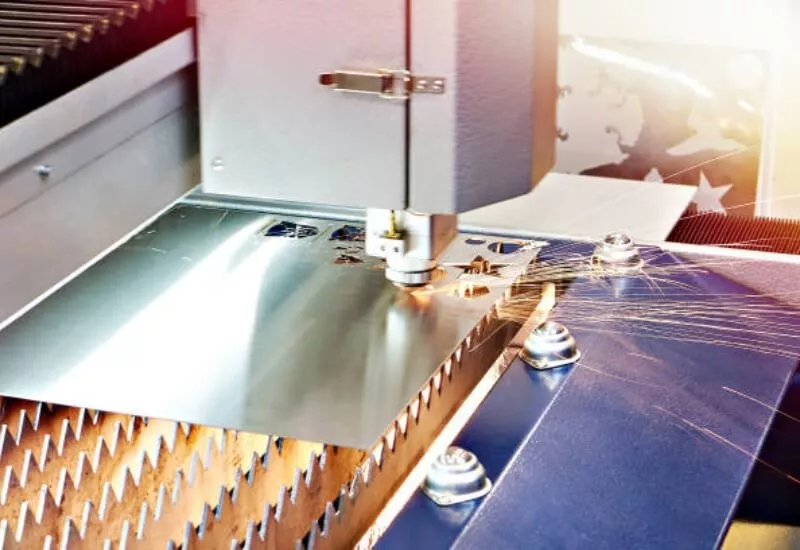 laser-cutting-automatic-obstacle-avoidance.webp